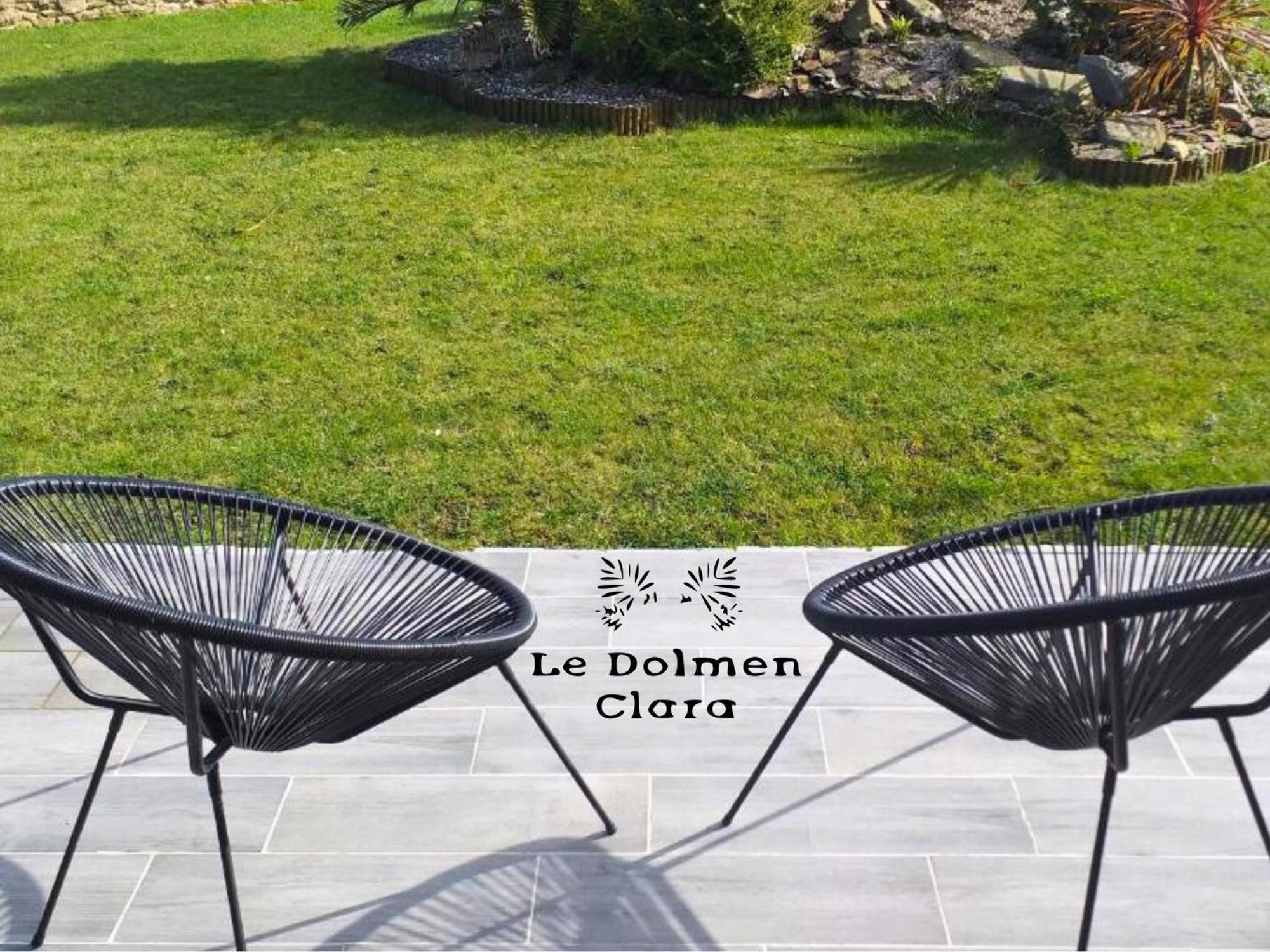 Bed and Breakfast Le Loft du Dolmen Clara, 5 étoiles Plounévez-Lochrist Esterno foto