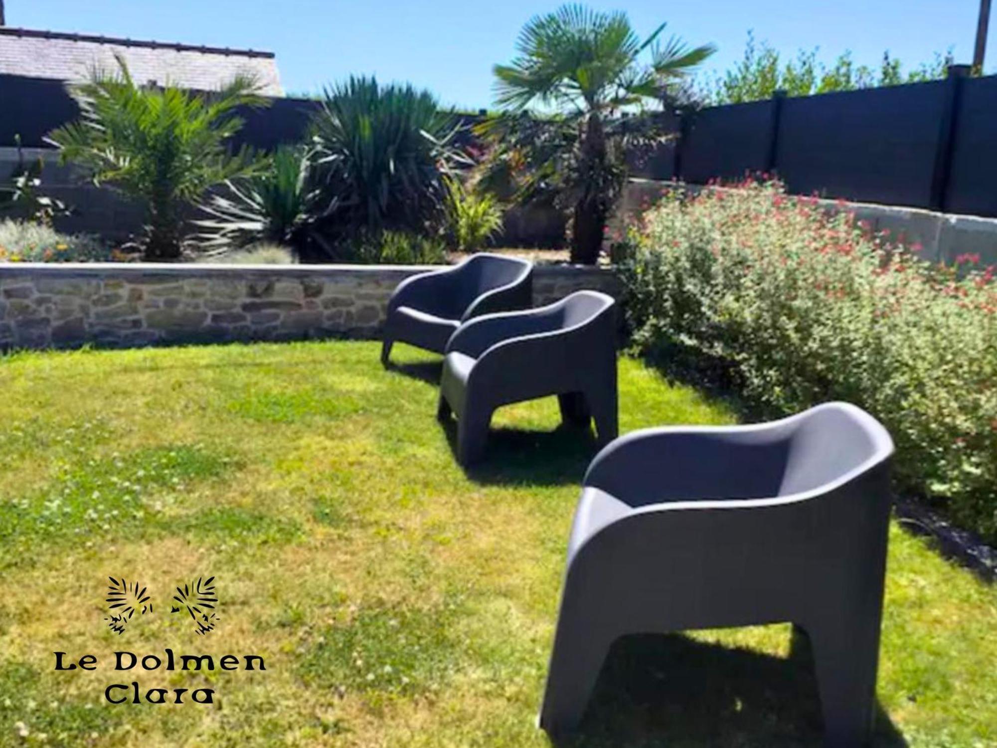 Bed and Breakfast Le Loft du Dolmen Clara, 5 étoiles Plounévez-Lochrist Esterno foto