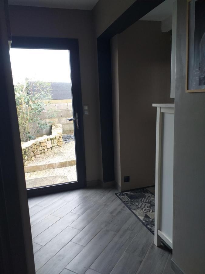 Bed and Breakfast Le Loft du Dolmen Clara, 5 étoiles Plounévez-Lochrist Esterno foto